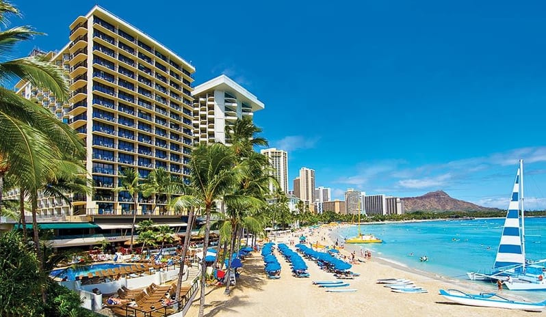 OUTRIGGER Waikiki Beach - BEACH FRONT CLOSE VIEW